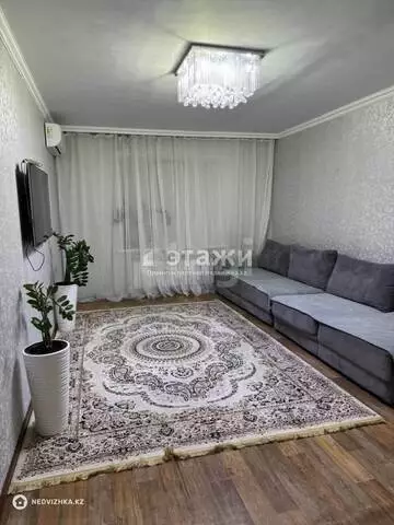 3-комнатная квартира, этаж 3 из 9, 80 м²