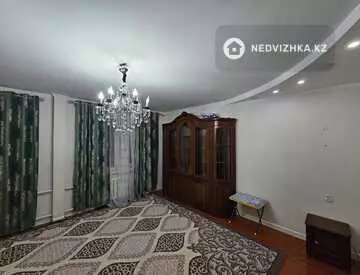 2-комнатная квартира, этаж 3 из 4, 62 м², на длительный срок