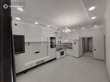 2-комнатная квартира, этаж 4 из 9, 50 м²