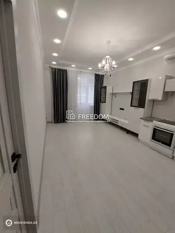 2-комнатная квартира, этаж 4 из 9, 50 м²