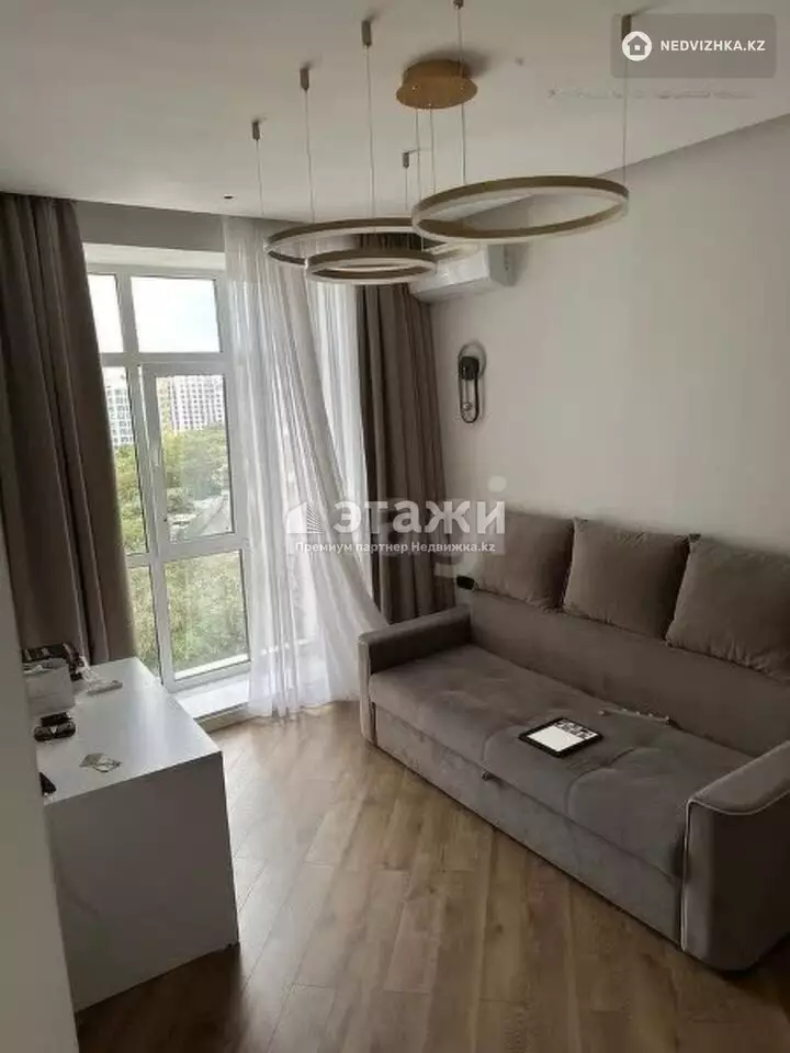 37 м², 1-комнатная квартира, этаж 8 из 10, 37 м², изображение - 1