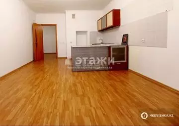 2-комнатная квартира, этаж 8 из 20, 75 м²