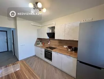 1-комнатная квартира, этаж 3 из 5, 34 м², на длительный срок