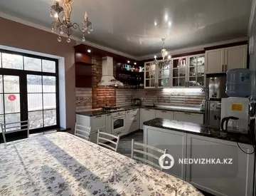 220 м², 5-комнатный дом, 7 соток, 220 м², изображение - 2