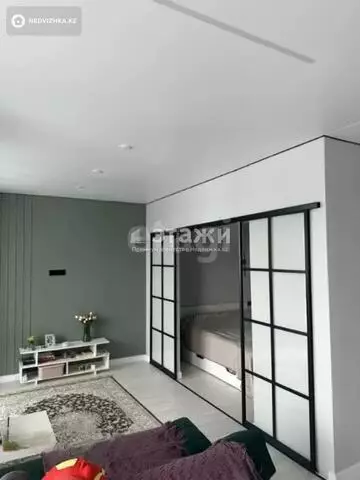 1-комнатная квартира, этаж 7 из 10, 42 м²