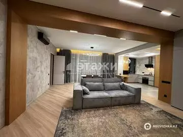 3-комнатная квартира, этаж 2 из 3, 110 м², на длительный срок