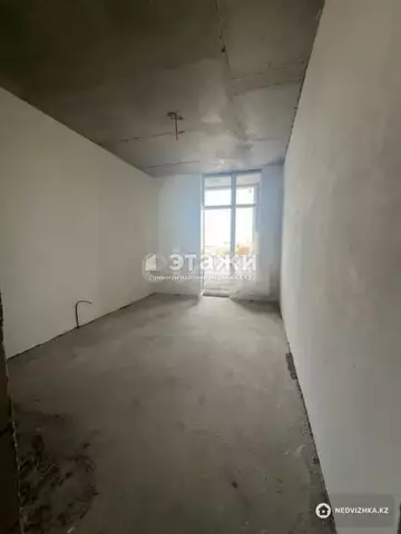 1-комнатная квартира, этаж 12 из 17, 49 м²