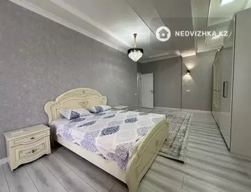 3-комнатная квартира, этаж 5 из 10, 133 м², посуточно