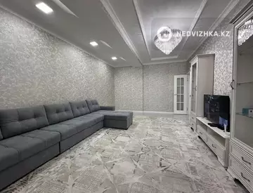 3-комнатная квартира, этаж 5 из 10, 133 м², посуточно