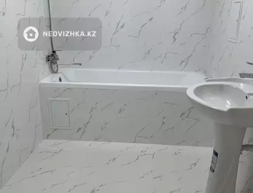 4-комнатная квартира, этаж 1 из 9, 135 м²