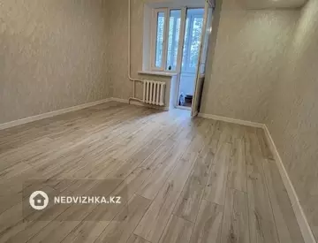 4-комнатная квартира, этаж 1 из 9, 135 м²