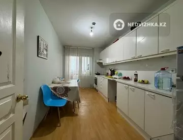 2-комнатная квартира, этаж 12 из 24, 72 м²