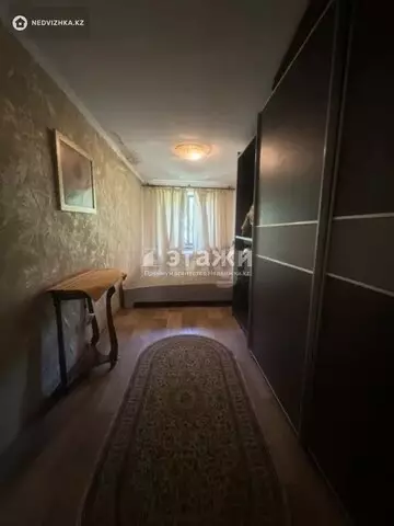 2-комнатная квартира, этаж 4 из 4, 42 м²