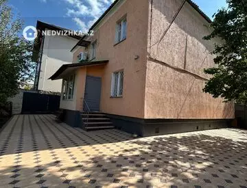 7-комнатный дом, 324 м²