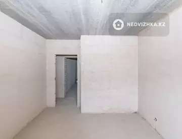 70.3 м², 3-комнатная квартира, этаж 2 из 9, 70 м², изображение - 4