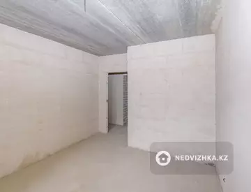 70.3 м², 3-комнатная квартира, этаж 2 из 9, 70 м², изображение - 5