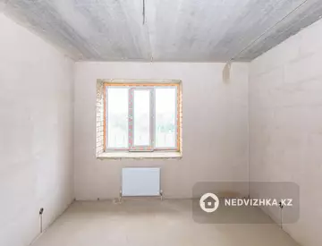 70.3 м², 3-комнатная квартира, этаж 2 из 9, 70 м², изображение - 3