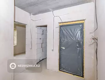 70.3 м², 3-комнатная квартира, этаж 2 из 9, 70 м², изображение - 17