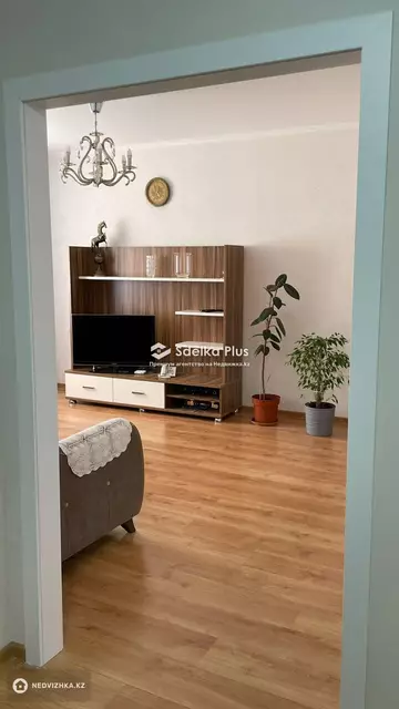 3-комнатная квартира, этаж 3 из 5, 85 м²