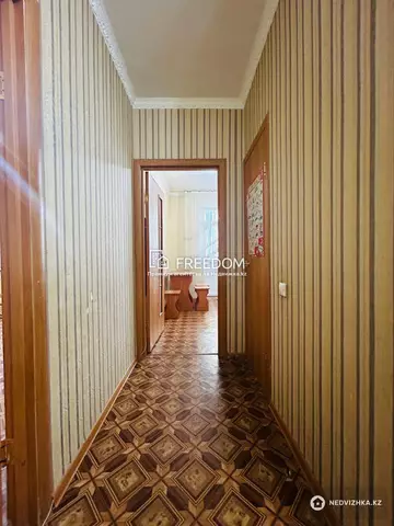 1-комнатная квартира, этаж 3 из 9, 40 м²