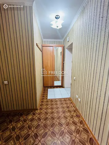 1-комнатная квартира, этаж 3 из 9, 40 м²