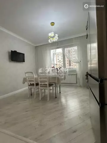 4-комнатная квартира, этаж 1 из 7, 130 м²