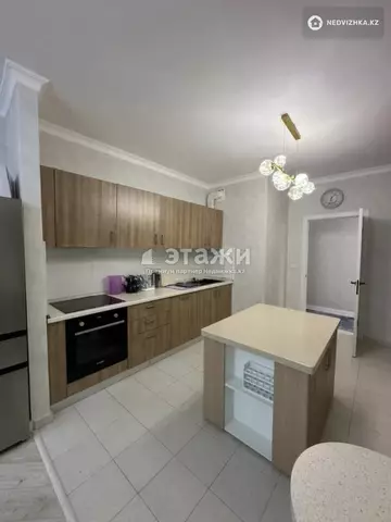 4-комнатная квартира, этаж 1 из 7, 130 м²