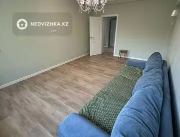 2-комнатная квартира, этаж 3 из 5, 62 м²