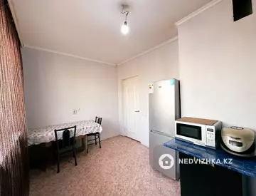 1-комнатная квартира, этаж 8 из 9, 43 м²