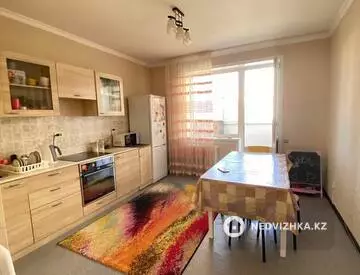 2-комнатная квартира, этаж 4 из 10, 65 м²