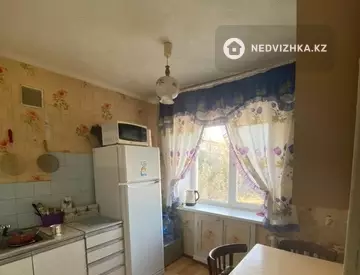 2-комнатная квартира, этаж 3 из 5, 43 м²