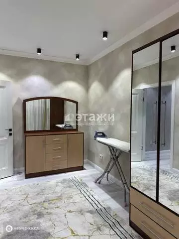 3-комнатная квартира, этаж 2 из 13, 85 м²