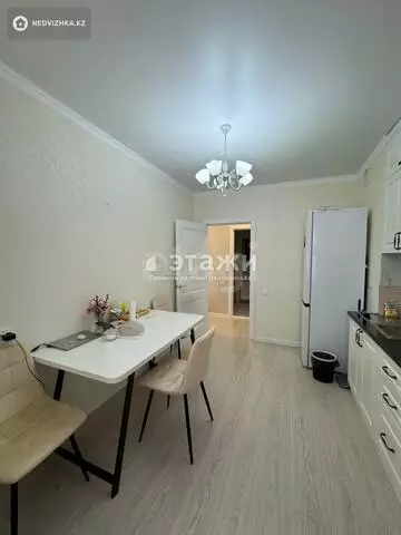 60 м², 2-комнатная квартира, этаж 2 из 9, 60 м², изображение - 0