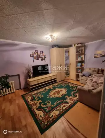 2-комнатная квартира, этаж 4 из 6, 30 м²