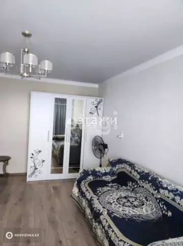 1-комнатная квартира, этаж 13 из 14, 44 м²