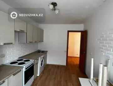 1-комнатная квартира, этаж 4 из 9, 36 м²