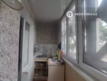 2-комнатная квартира, этаж 4 из 5, 40 м²