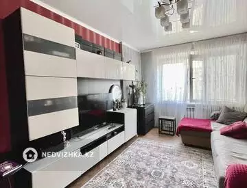 2-комнатная квартира, этаж 4 из 5, 52 м²