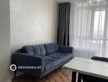 2-комнатная квартира, этаж 8 из 10, 50 м²