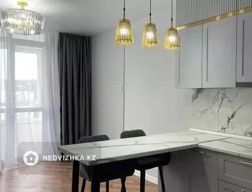 2-комнатная квартира, этаж 8 из 10, 50 м²