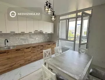 2-комнатная квартира, этаж 5 из 10, 70 м²