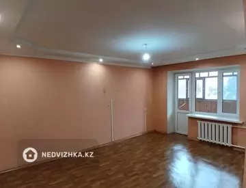 2-комнатная квартира, этаж 2 из 5, 52 м²