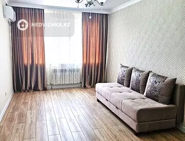 1-комнатная квартира, этаж 5 из 10, 41 м², посуточно