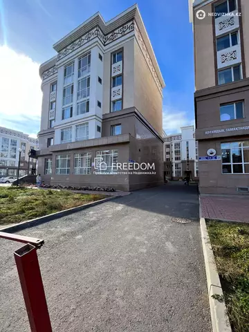 2-комнатная квартира, этаж 2 из 5, 57 м²