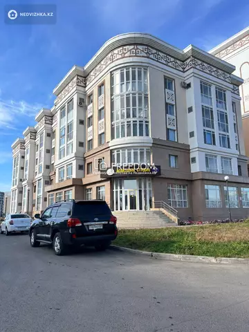 2-комнатная квартира, этаж 2 из 5, 57 м²