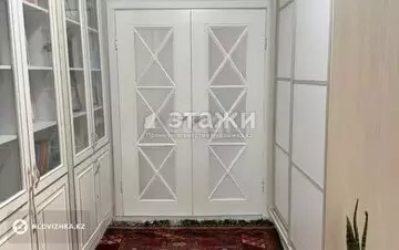 2-комнатная квартира, этаж 16 из 16, 90 м²