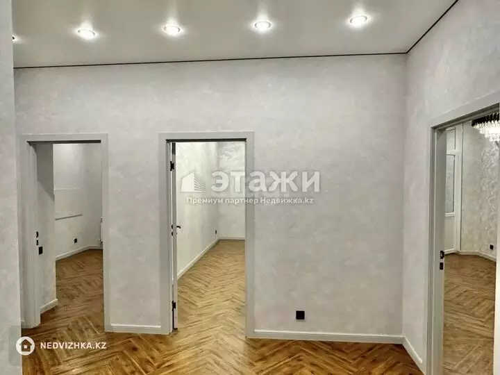 60.8 м², 2-комнатная квартира, этаж 10 из 10, 61 м², изображение - 1