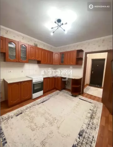 1-комнатная квартира, этаж 10 из 10, 37 м²