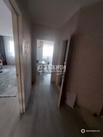 1-комнатная квартира, этаж 3 из 10, 44 м²