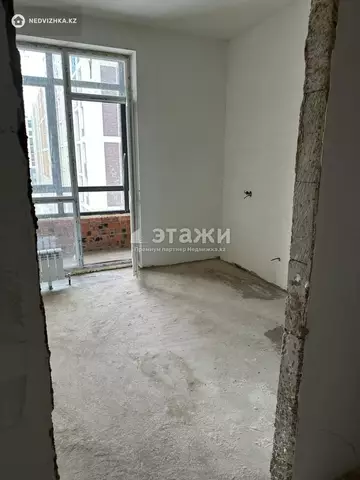 4-комнатная квартира, этаж 4 из 8, 115 м²